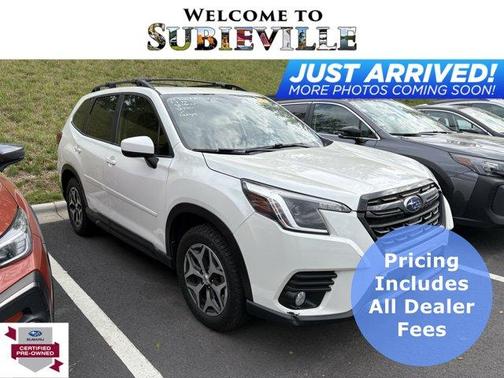 Crystal White Pearl 2022 Subaru Forester Premium