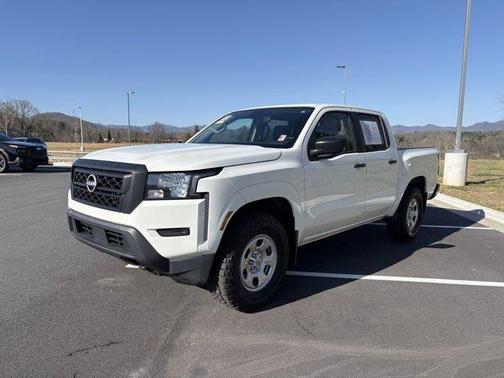2022 Nissan Frontier S