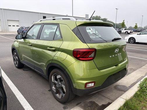 Apple Green 2024 Hyundai VENUE SEL