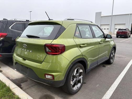 Apple Green 2024 Hyundai VENUE SEL