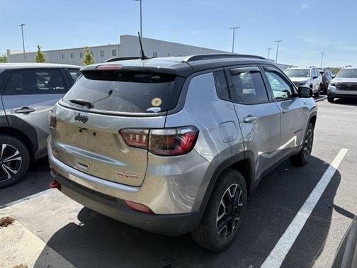 Billet Silver Metallic Clearcoat 2021 Jeep Compass Trailhawk