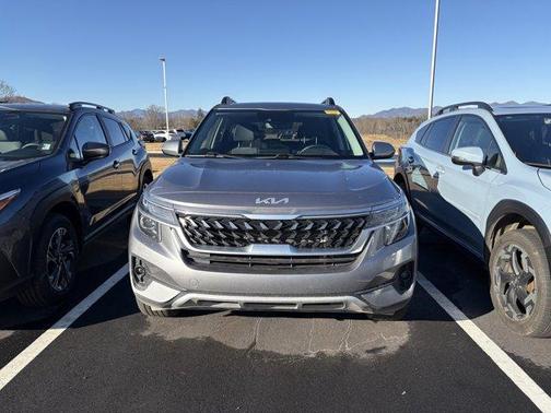 2022 Kia Seltos Nightfall