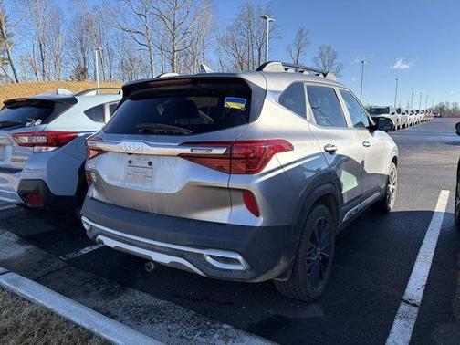 2022 Kia Seltos Nightfall