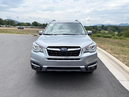 Ice Silver Metallic 2018 Subaru Forester 2.5i Premium