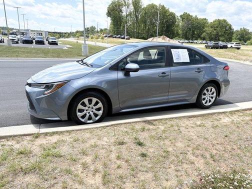 CELESTITE 2022 Toyota Corolla LE