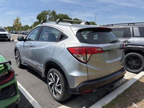 Lunar Silver Metallic 2019 Honda HR-V Sport