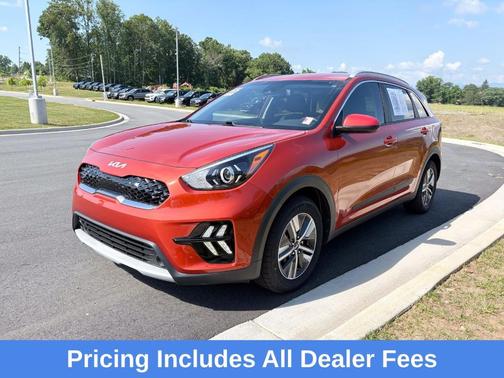 Solar Orange 2022 Kia Niro LXS