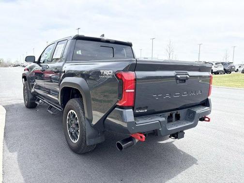 2024 Toyota Tacoma TRD Off Road