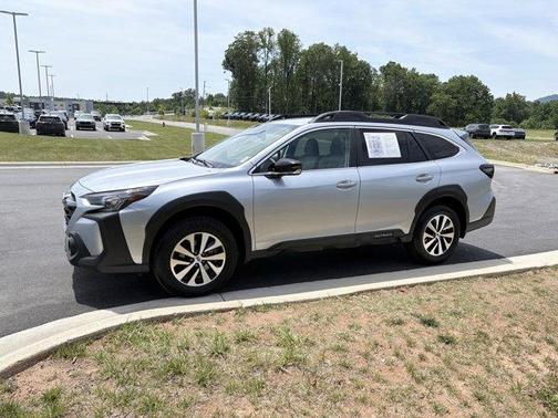 Ice Silver Metallic 2025 Subaru Outback Premium