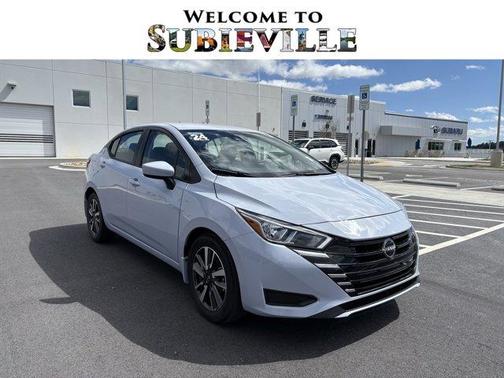 Gray Sky Pearl 2024 Nissan Versa 1.6 SV