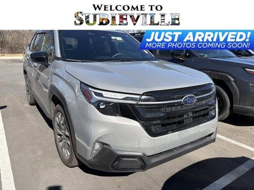 2025 Subaru Forester Touring