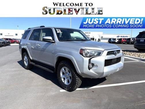 Classic Silver Metallic 2024 Toyota 4Runner SR5