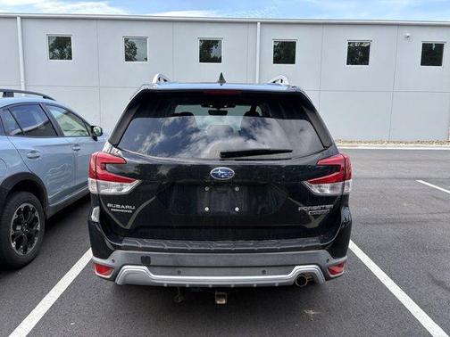 Crystal Black Silica 2023 Subaru Forester Touring