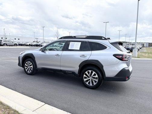 Ice Silver Metallic 2025 Subaru Outback Premium