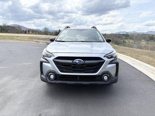 Ice Silver Metallic 2025 Subaru Outback Premium