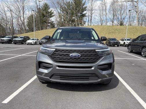 2021 Ford Explorer Base
