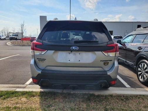 Ice Silver Metallic 2022 Subaru Forester Wilderness