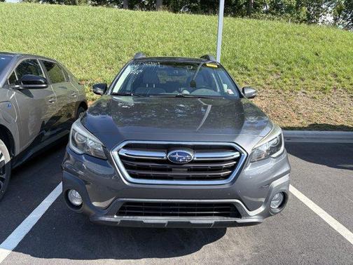 Magnetite Gray Metallic 2018 Subaru Outback 2.5i Premium