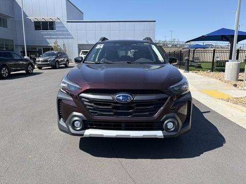 Crystal White Pearl 2024 Subaru Outback Limited