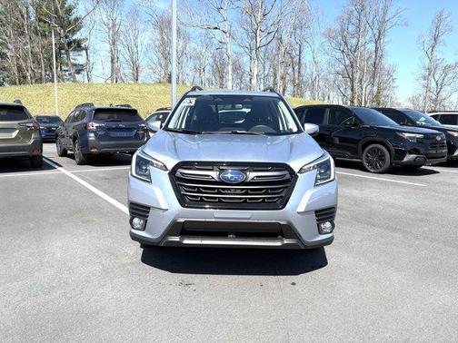 Ice Silver Metallic 2023 Subaru Forester Limited