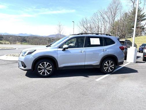 Ice Silver Metallic 2023 Subaru Forester Limited
