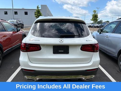 Polar White 2021 Mercedes-Benz GLC 300 Base 4MATIC