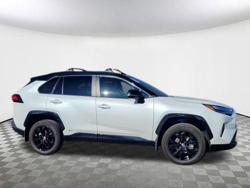 2025 Toyota RAV4 Hybrid XSE