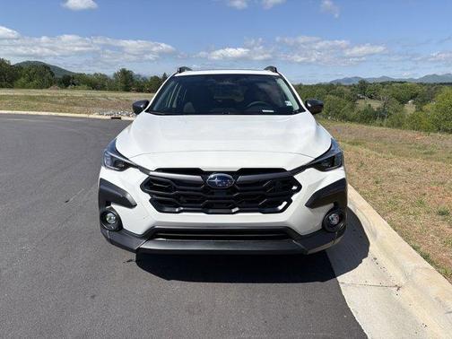 Crystal White Pearl 2026 Subaru Crosstrek Limited