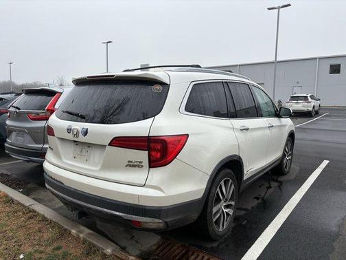 2017 Honda Pilot Elite