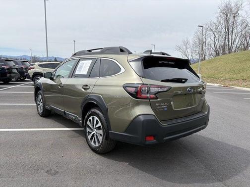 2025 Subaru Outback Premium