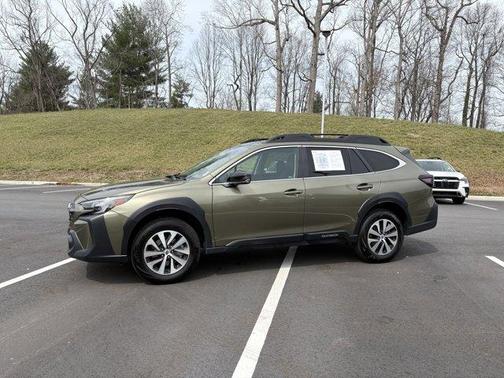 2025 Subaru Outback Premium