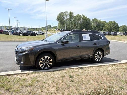 Magnetite Gray Metallic 2024 Subaru Outback Limited
