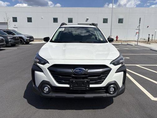 Crystal White Pearl 2025 Subaru Outback Premium