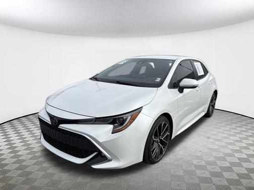 2022 Toyota Corolla Hatchback XSE