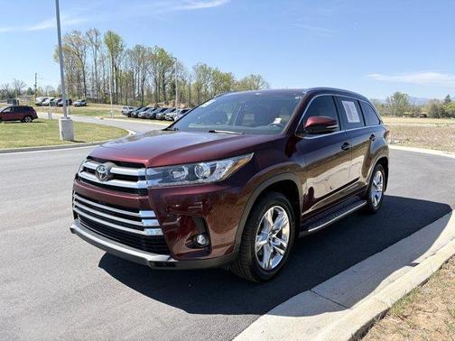 Salsa Red Pearl 2019 Toyota Highlander Limited