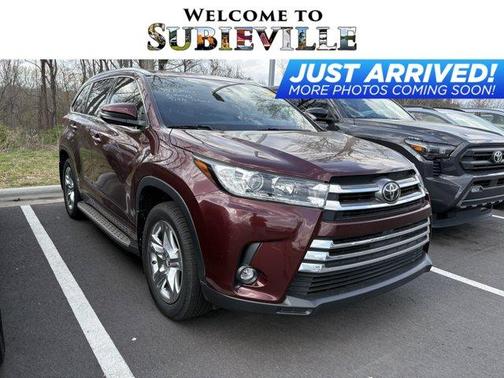Salsa Red Pearl 2019 Toyota Highlander Limited