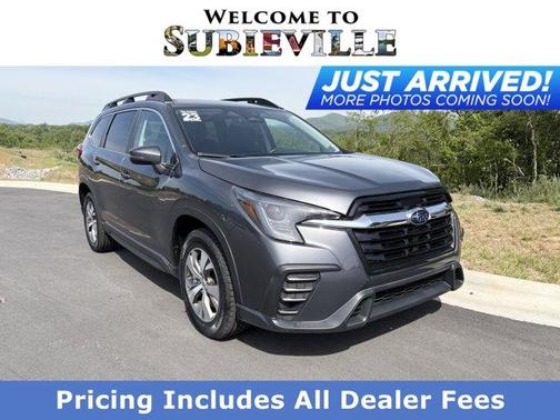 Magnetite Gray Metallic 2023 Subaru Ascent Premium 8-Passenger
