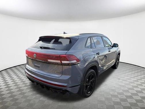 2025 Volkswagen Atlas Cross Sport 2.0T SEL R-Line Black