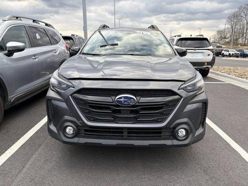 Magnetite Gray Metallic 2025 Subaru Outback Onyx Edition
