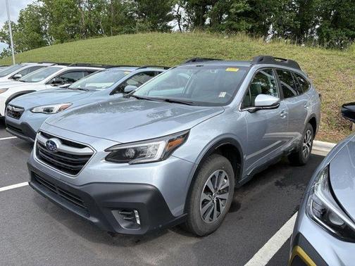 Ice Silver Metallic 2021 Subaru Outback Premium