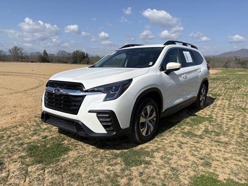 Crystal White Pearl 2025 Subaru Ascent Premium