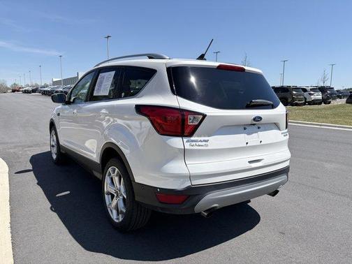 White Platinum Clearcoat Metallic 2019 Ford Escape Titanium