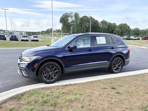 Atlantic Blue 2022 Volkswagen Tiguan 2.0T SE