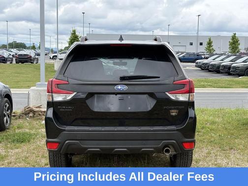 Crystal Black Silica 2023 Subaru Forester Wilderness