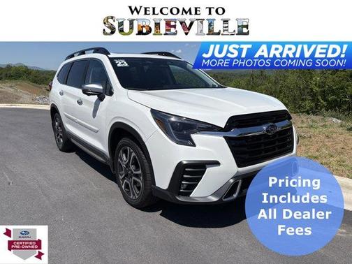 Crystal White Pearl 2023 Subaru Ascent Touring 7-Passenger