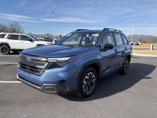 2025 Subaru Forester Base