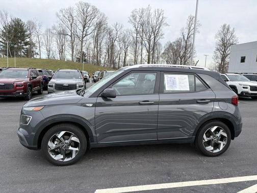 2024 Hyundai VENUE Limited