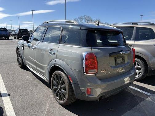 2018 MINI Countryman Cooper