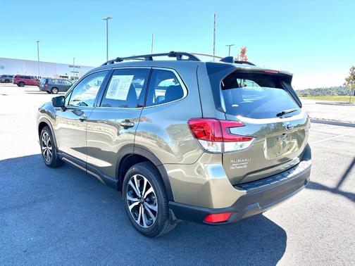 Autumn Green Metallic 2024 Subaru Forester Limited