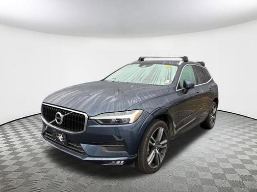 2021 Volvo XC60 T5 Momentum